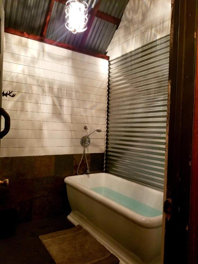 Sacred Mtn River Suites Kernville Exteriér fotografie